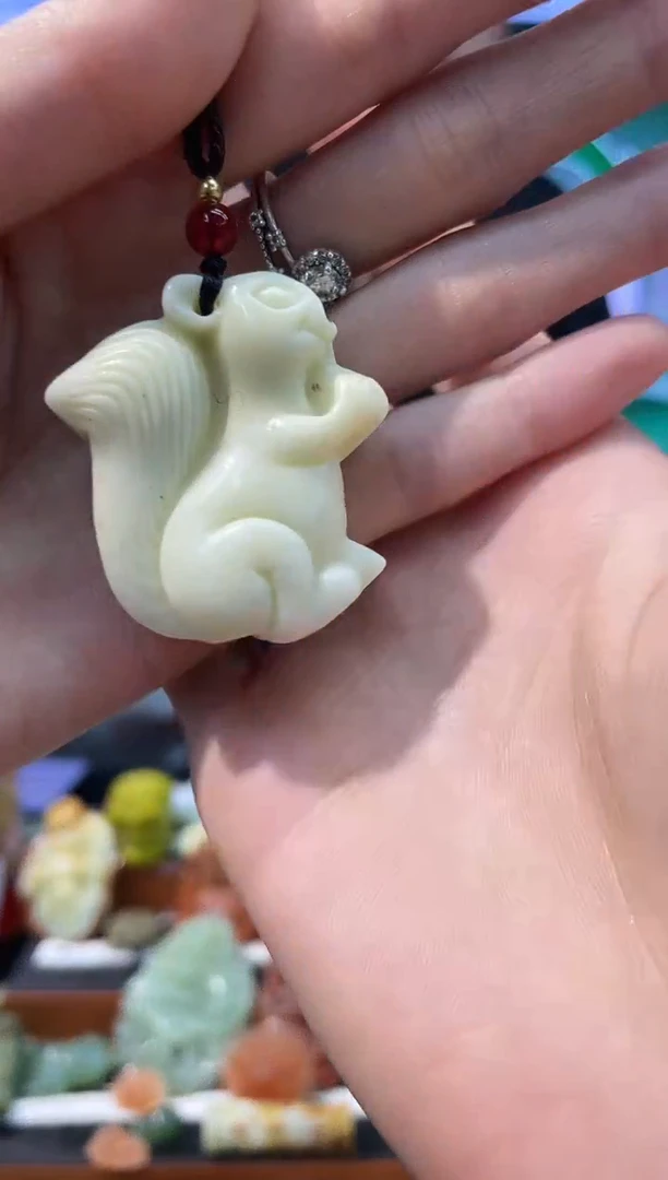 【闪购商品】岫玉吊坠未镶嵌·多样性发货*拍一发一