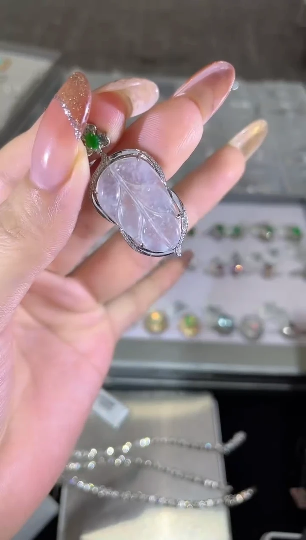 吊坠(不含链)18K金镶嵌翡翠HX