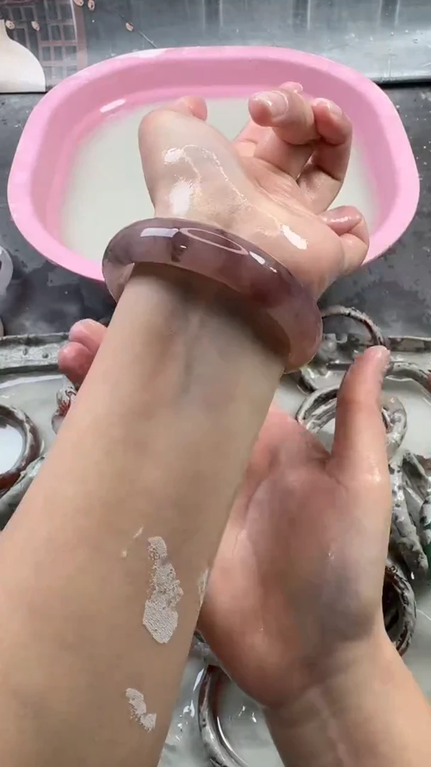 【闪购商品】石英质玉手镯未镶嵌132 6263