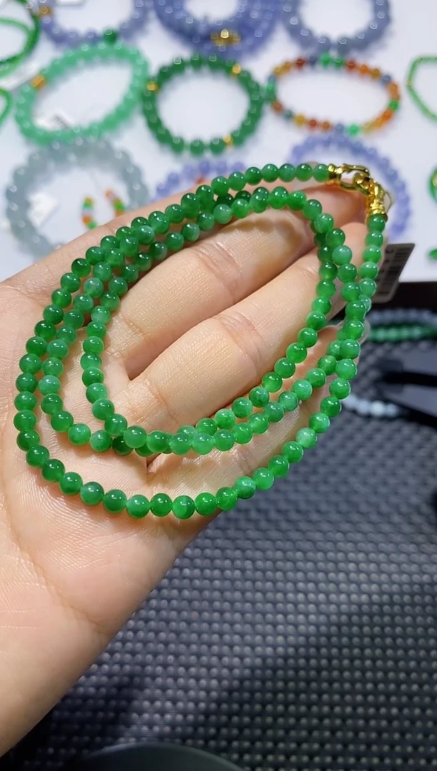 散珠翡翠卡4项链