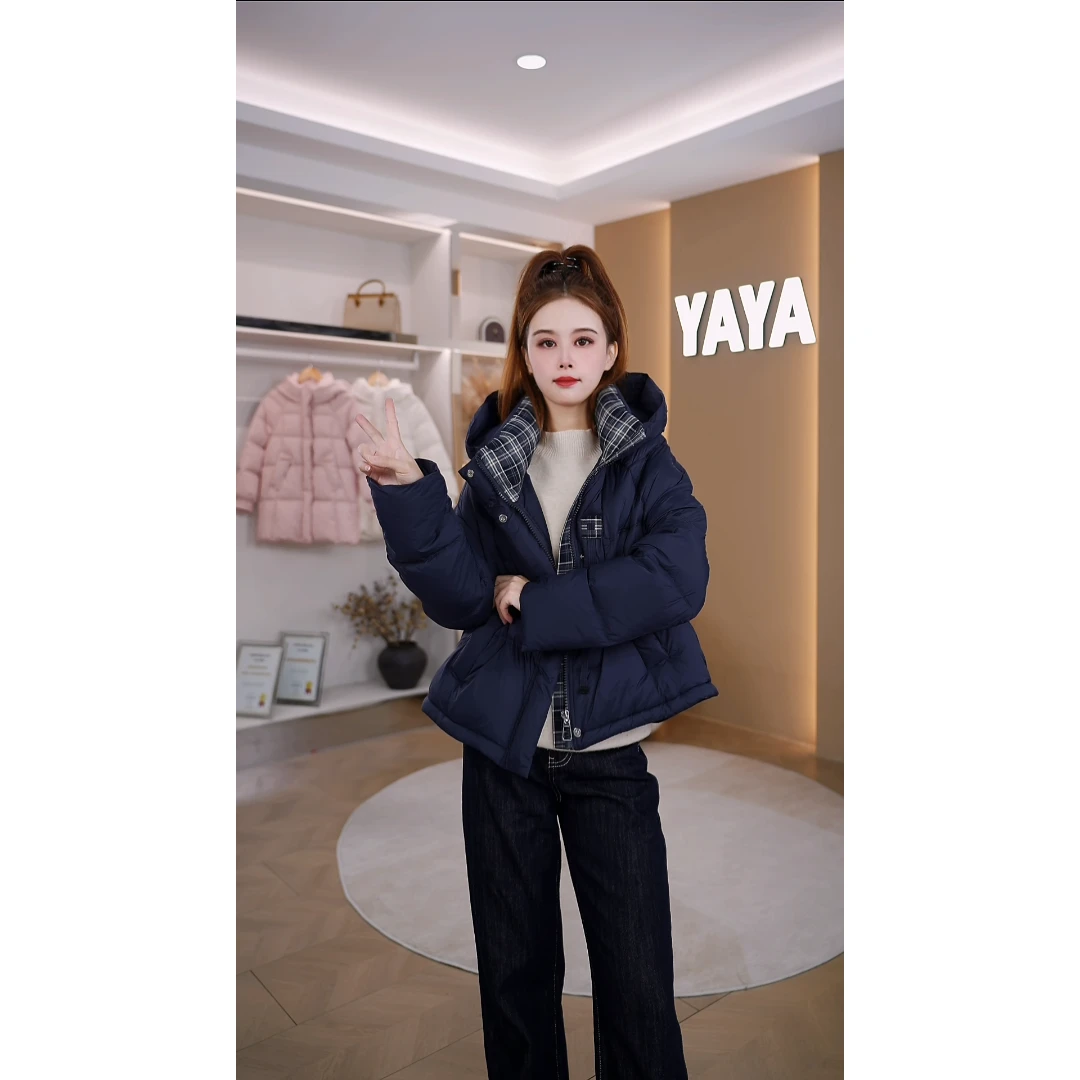 YAYA/鸭鸭羽绒服女保暖短款时尚带帽冬装小个子拉链百搭简约冬季
