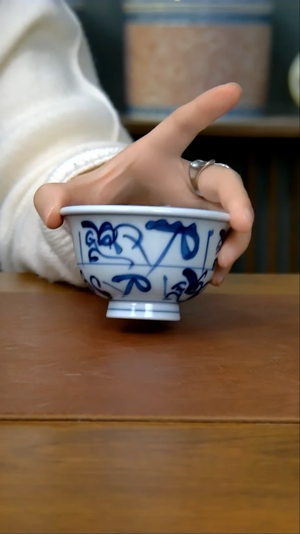 【闪购商品】茶花纹压手杯（柴窑）