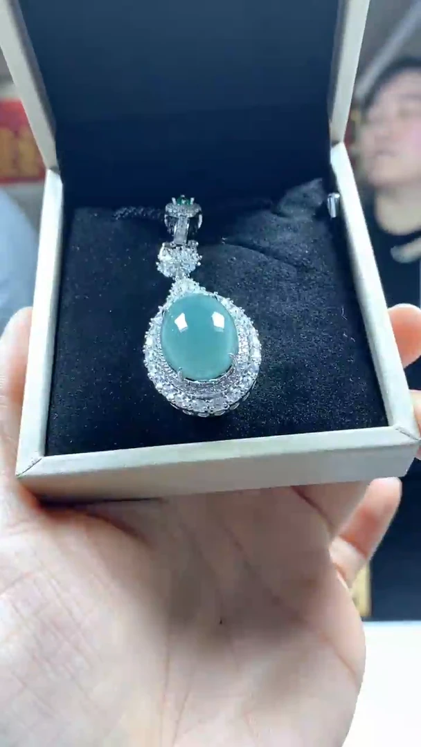 【闪购商品】翡翠颈饰未镶嵌********s56