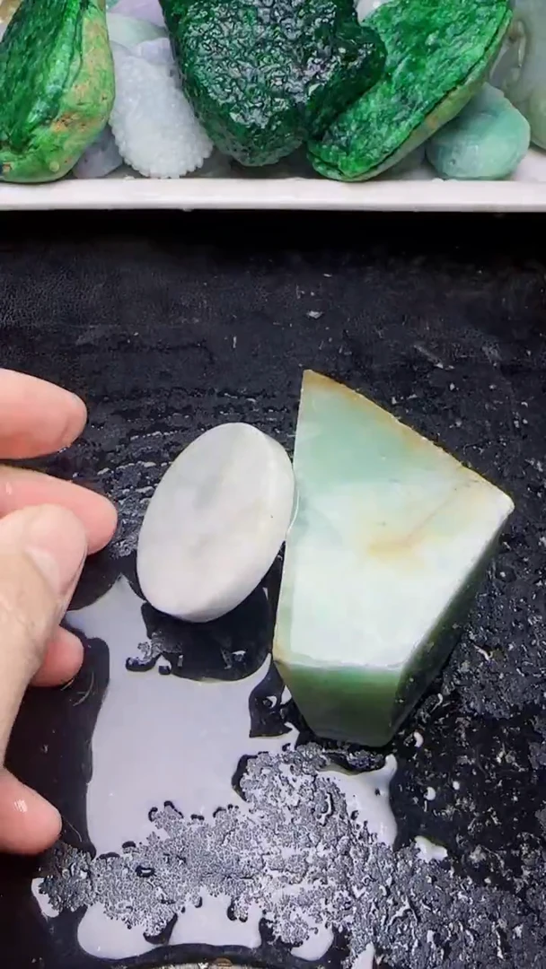 未镶嵌挂件翡翠067