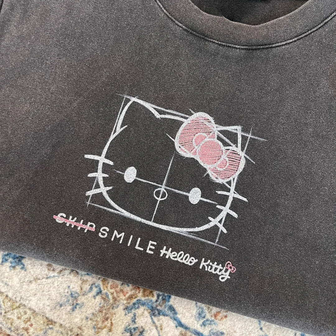 LNHJ【酣梦】百搭时尚印花蝴蝶结KT猫圆领T恤