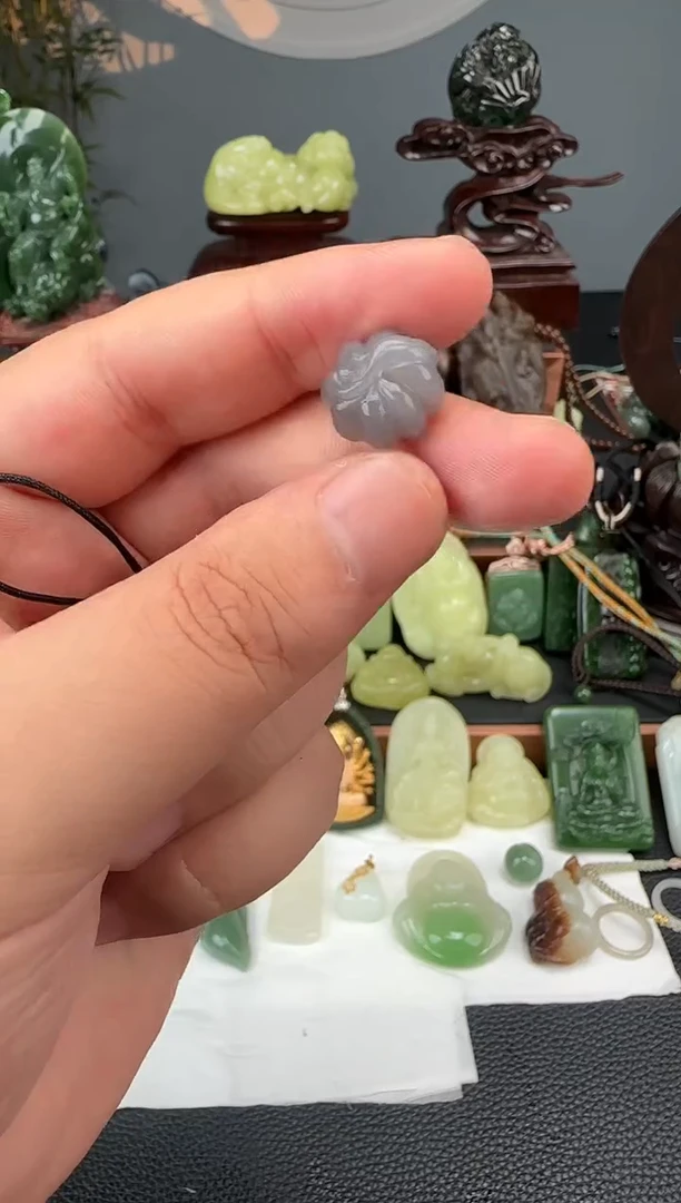 和田玉未镶嵌颈饰和田玉