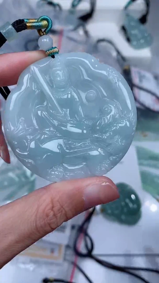颈饰未镶嵌翡翠吊坠