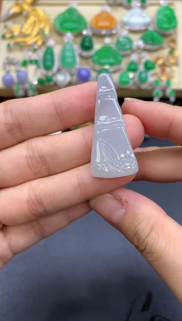 颈饰未镶嵌翡翠30-中国好珍宝