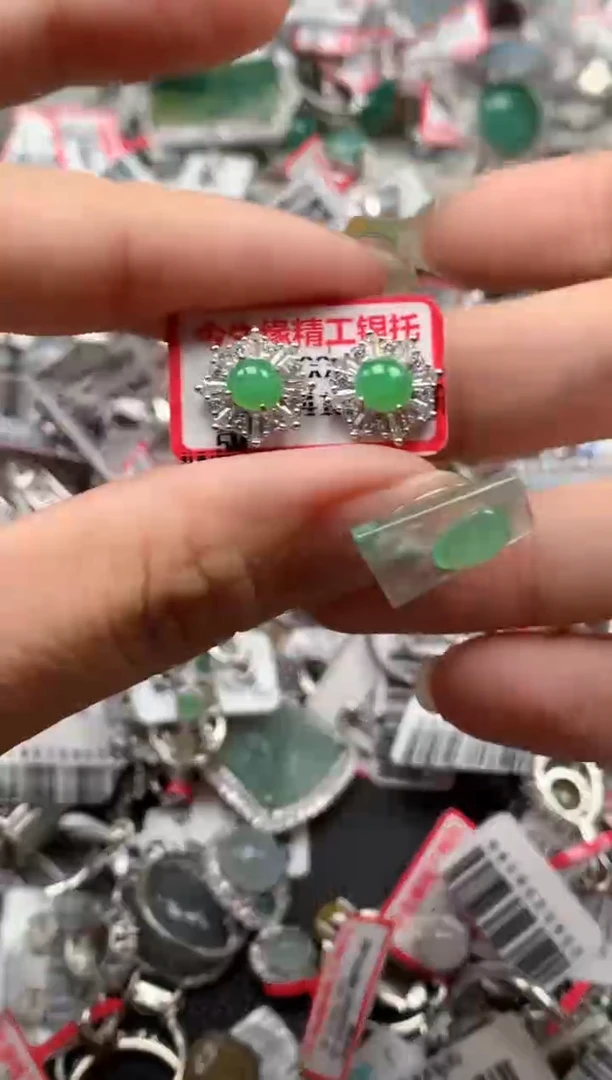 银S925镶嵌戒指翡翠天然A货缅甸翡翠