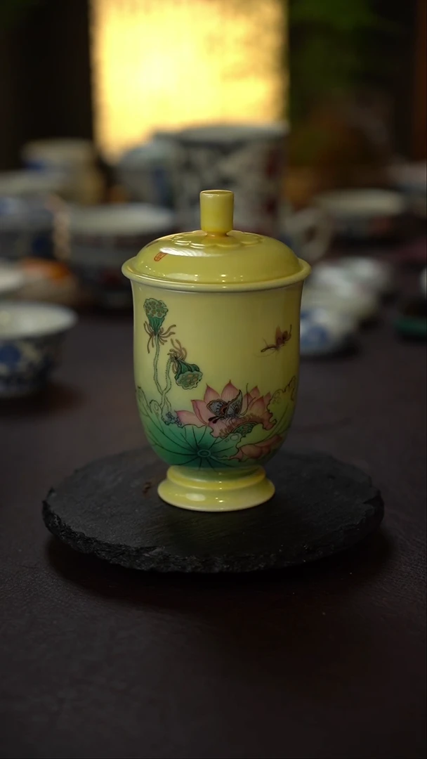 全手绘荷花蕴香杯