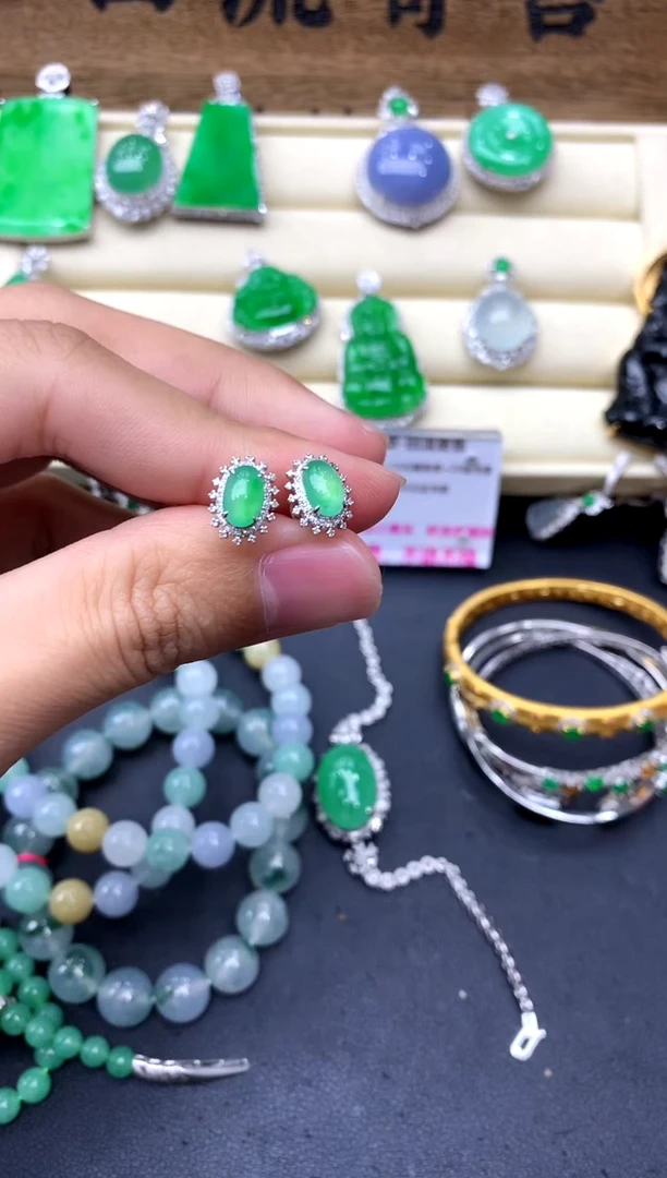 【闪购商品】翡翠耳饰18K金镶嵌250-中国好珍宝