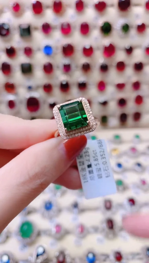 18K金镶嵌戒指碧玺舞*下1