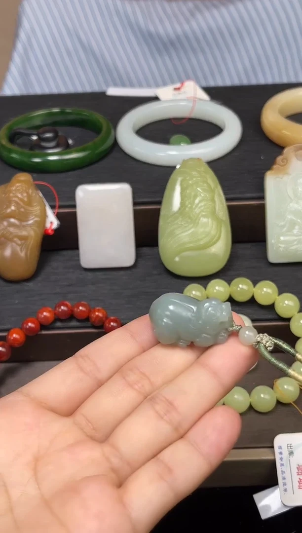 吊坠(不含链)未镶嵌和田玉吐拉牧场 貔貅9009349