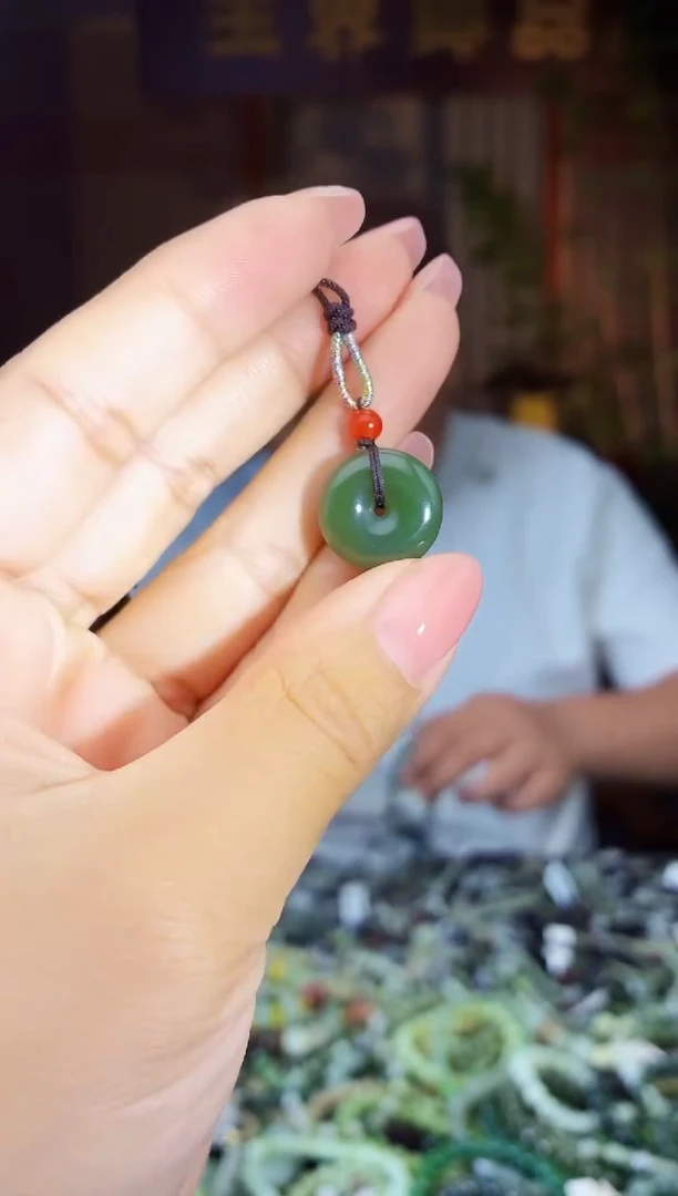 和田玉未镶嵌挂件拍一发一多样性发货