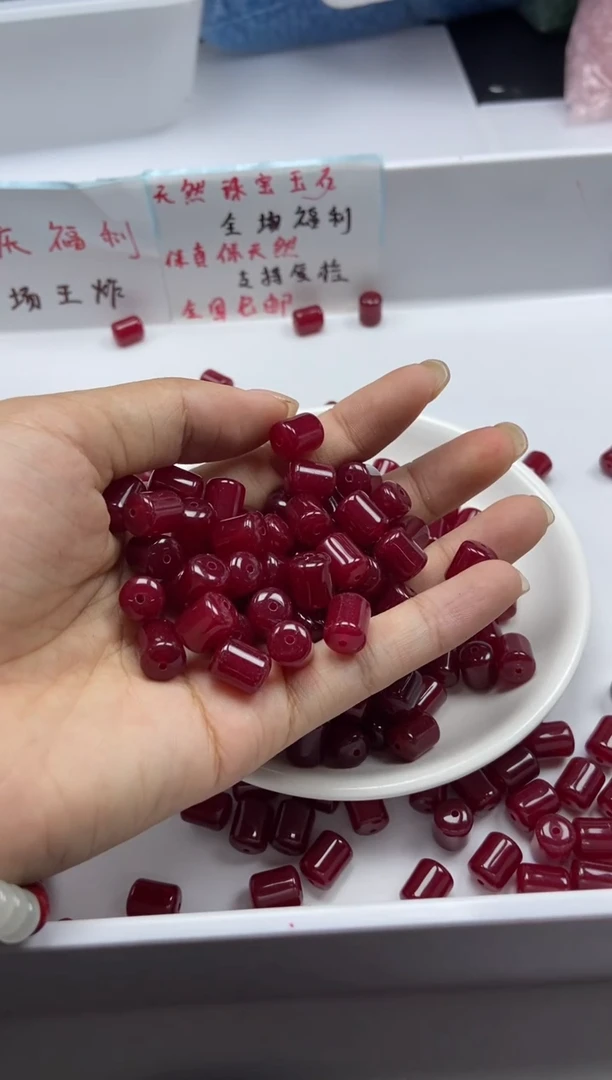 颈饰未镶嵌南红玛瑙 w2840鸽血红管珠10*7mm*10 颗