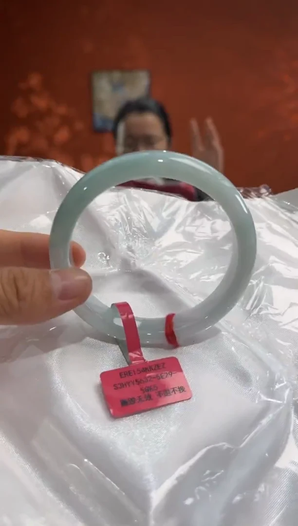 未镶嵌手镯翡翠翡翠手镯 60
