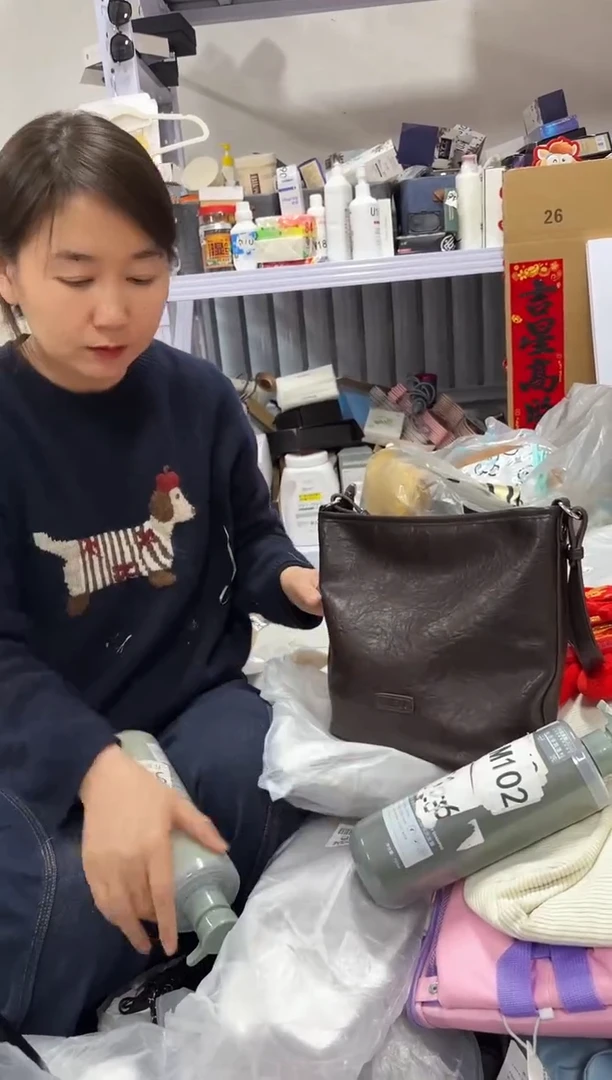 PU上车啦 宝宝们抓紧时间去下方链接拍吧蓬松控洗发水发一瓶