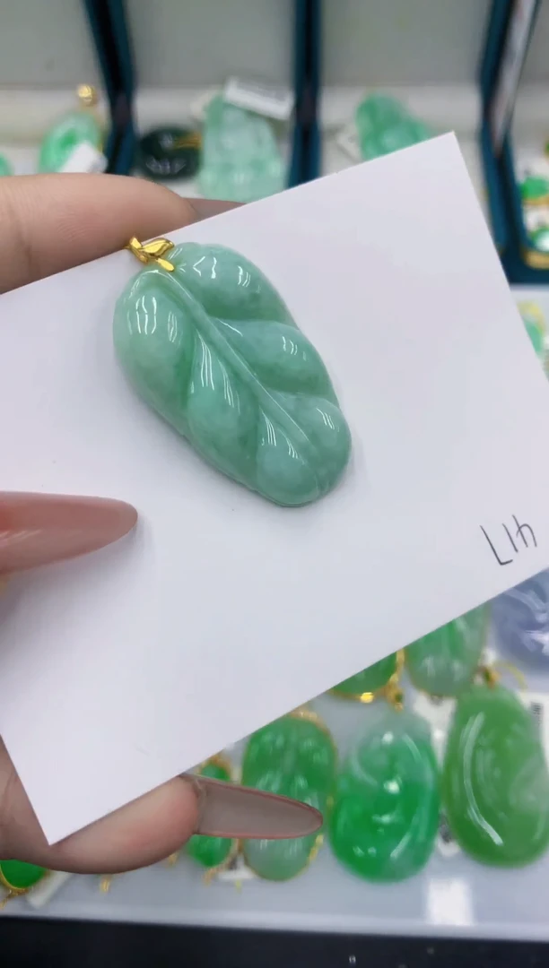颈饰未镶嵌翡翠111111