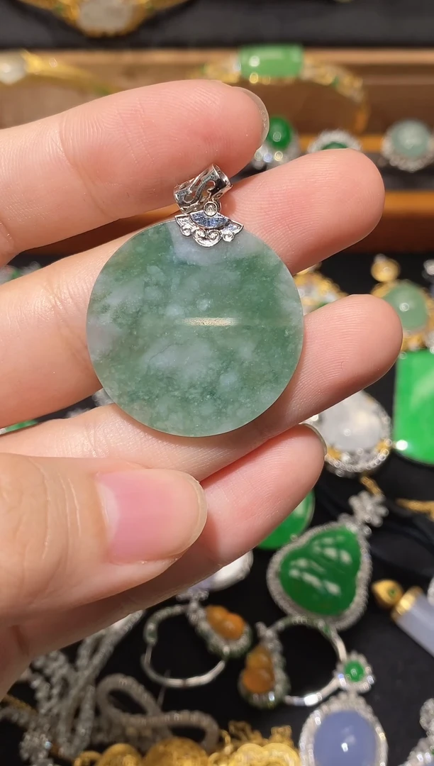 翡翠18K金镶嵌吊坠(不含链)翡翠