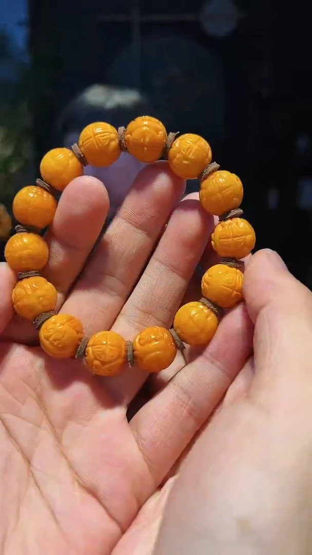 【闪购商品】蜜蜡手串未镶嵌老蜡单圈14左右
