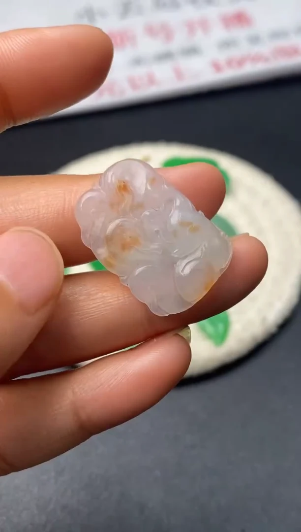 定制翡翠未镶嵌翡翠毛货多样性发其一