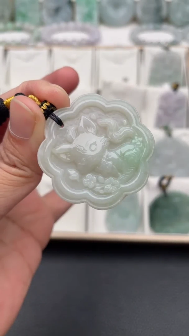 颈饰未镶嵌翡翠天然缅甸翡翠A货69