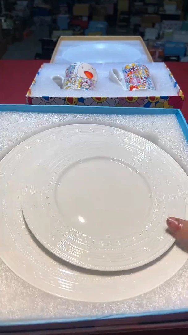 【闪购商品】瓷片锅碗瓢盆一件不剩