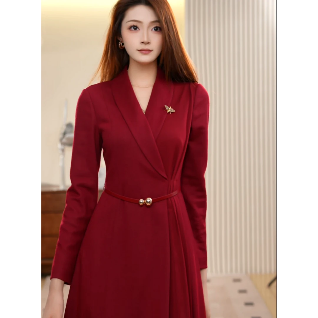 NEXY.CO/奈蔻气质长袖复古法式红色中长款连衣裙XF06211A4