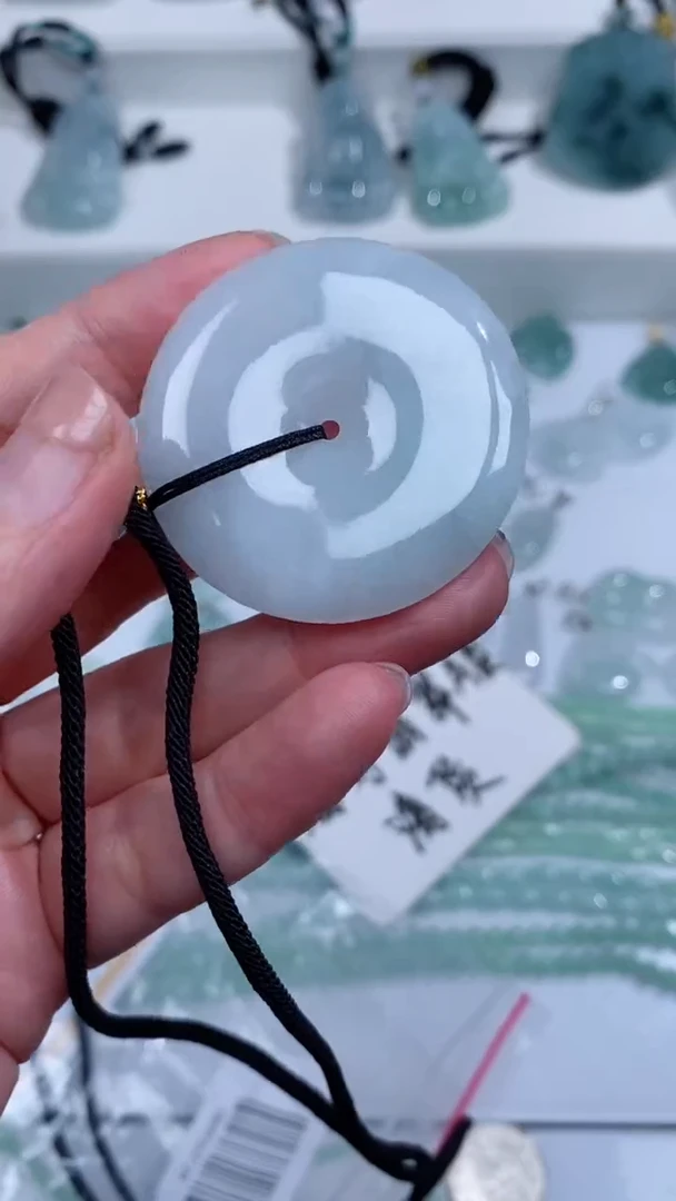 颈饰未镶嵌翡翠吊坠