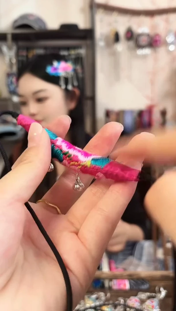 织绣民族风非遗老绣饰品272