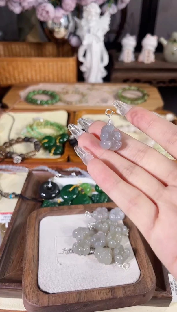 吊坠(不含链)银S925镶嵌和田玉多样性发货其一孤品默认微瑕