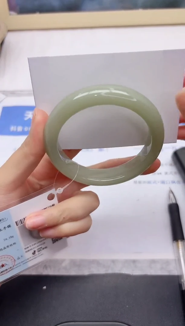 石英质玉手镯未镶嵌19-58