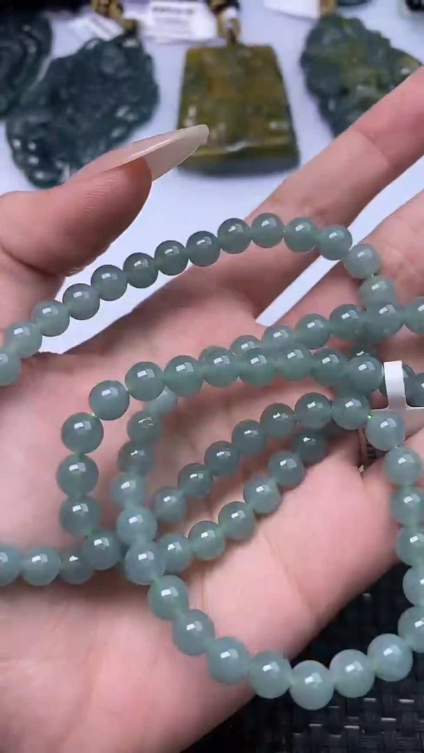 颈饰未镶嵌翡翠云****程