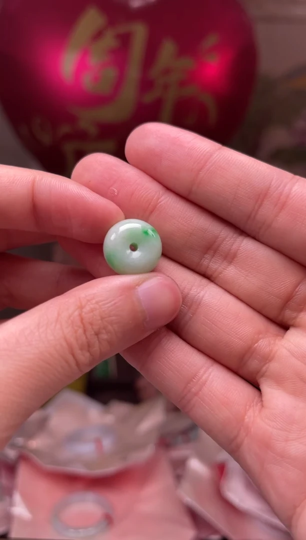 【闪购商品】翡翠颈饰未镶嵌39 号（不退换）