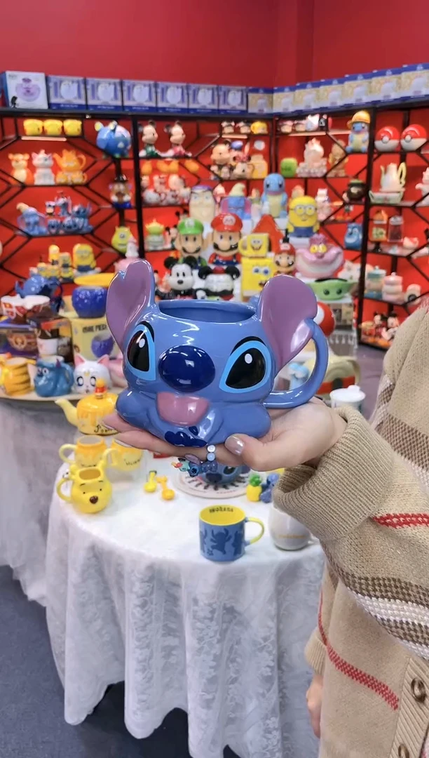 【闪购商品】1@@吐舌头史迪仔杯子