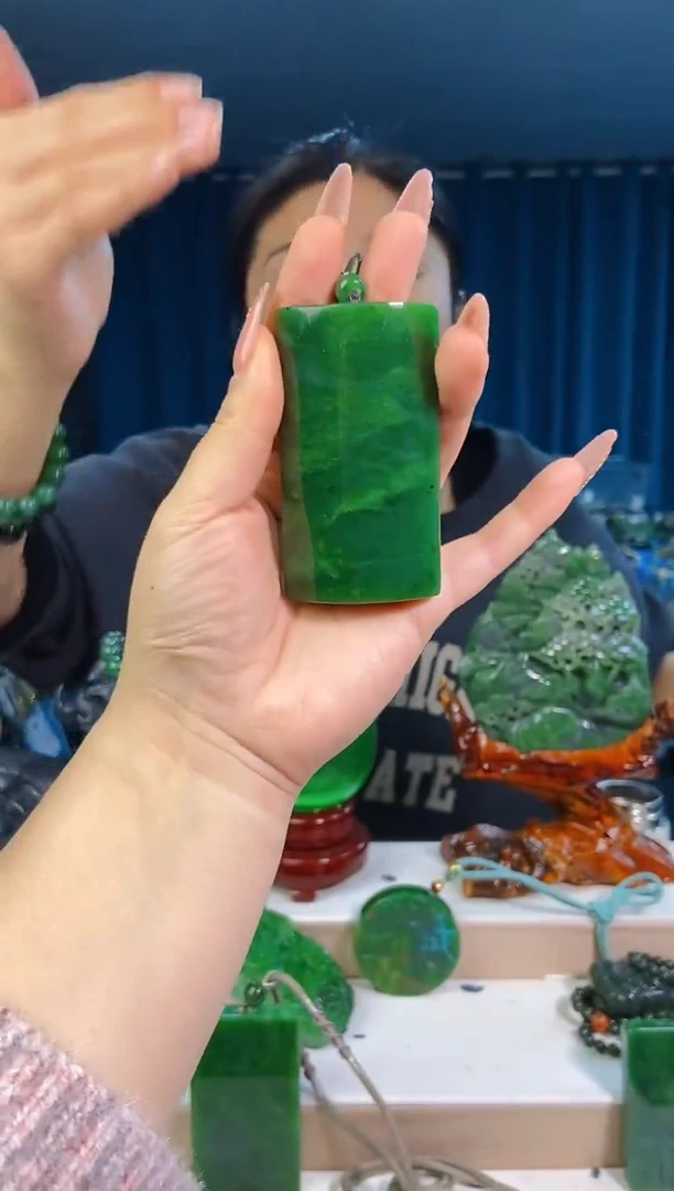 【闪购商品】和田玉挂件未镶嵌1