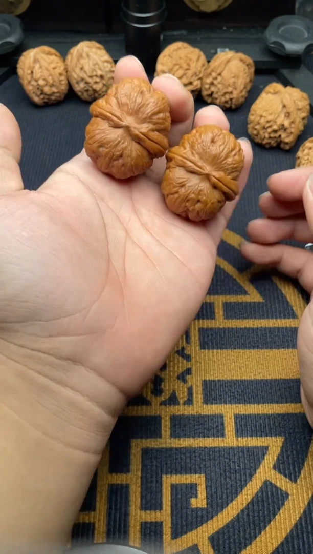 吊坠文玩核桃元宝42