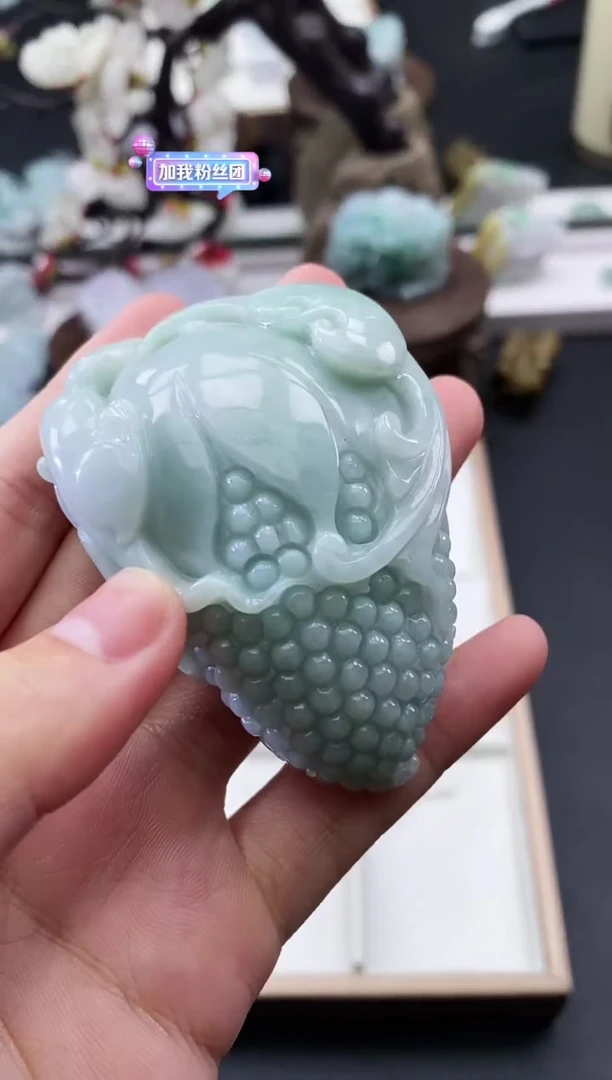 翡翠未镶嵌颈饰天然缅甸A货翡翠