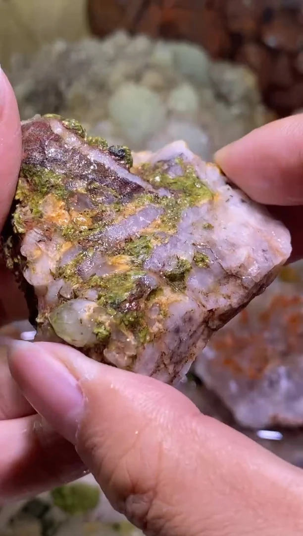 未镶嵌珠宝半成品水晶127号四川美姑花园水晶84g