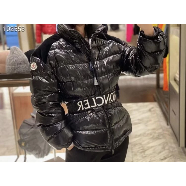 MONCLER/羽绒服/95新/聚酯纤维/[251213ZY1]