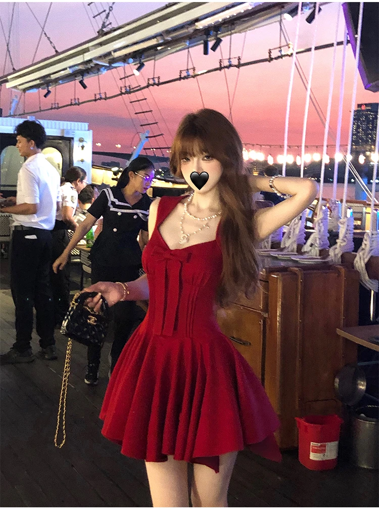 玫瑰人生 红色大裙摆公主裙高级蝴蝶结千金感无袖收腰吊带连衣裙