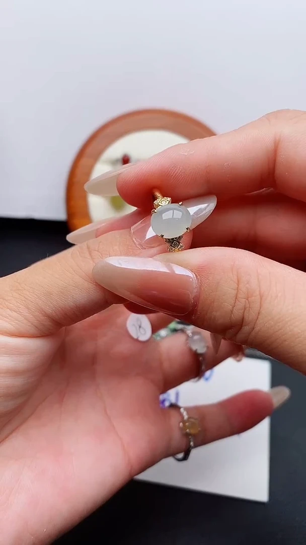 银S925镶嵌戒指翡翠天然翡翠A货