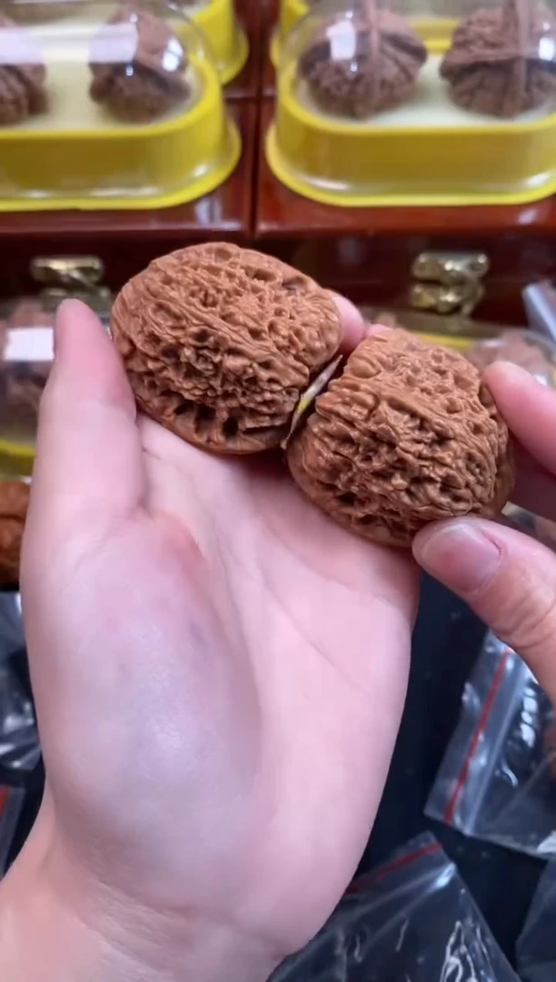 把件文玩核桃南疆石39尺s951