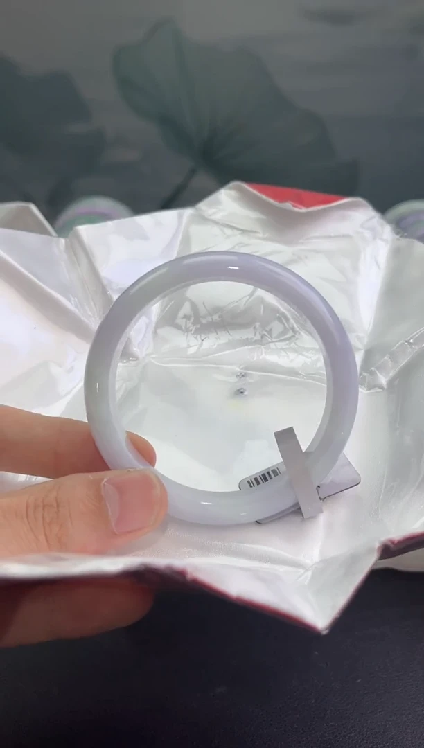 翡翠手镯未镶嵌翡翠手镯11