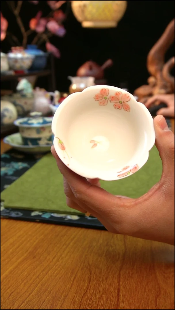 专做手绘和手工茶具的直播间