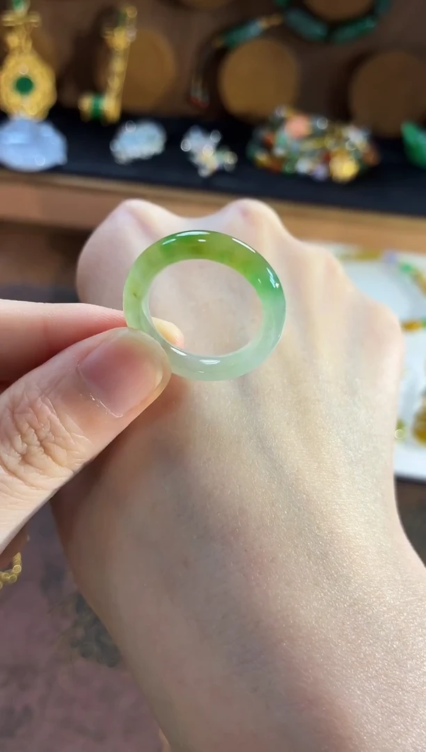 未镶嵌戒指翡翠手饰 16圈