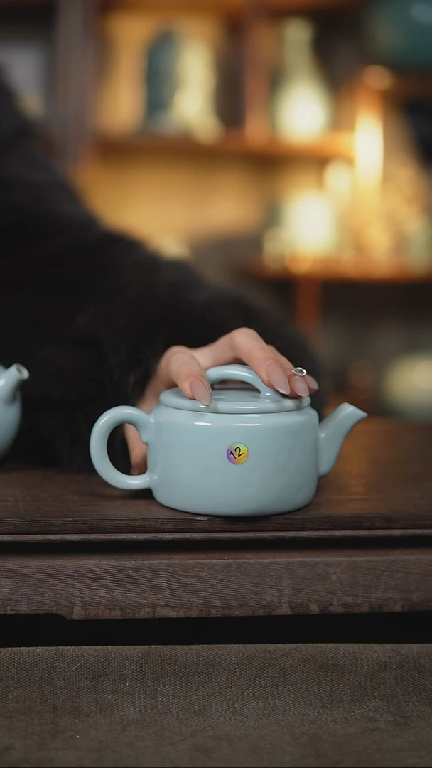 【闪购商品】杯仿古月白汉瓦壶大瑕12