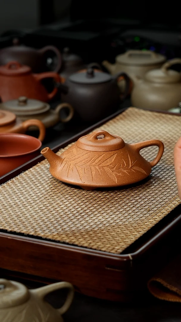 【闪购商品】紫砂茶壶合瓢紫砂壶老黄段泥颗珠子