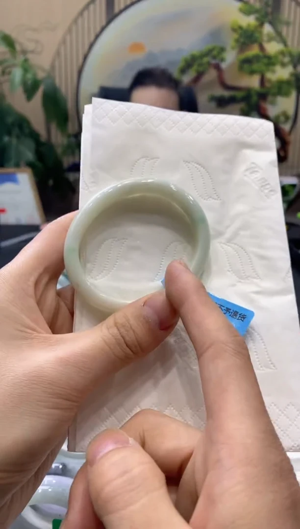 【闪购商品】翡翠手镯未镶嵌0000014270
