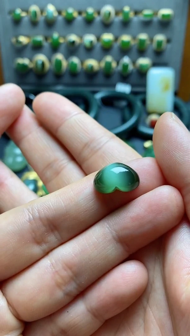 【闪购商品】和田玉吊坠未镶嵌吊坠